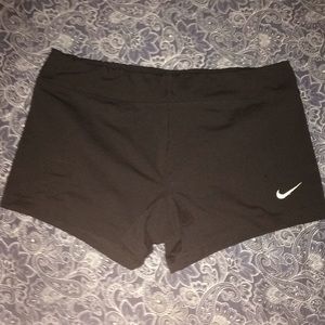 🖤NIKE SPANDEX SHORTS!🖤